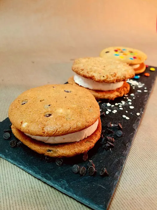 Deb's Bakery & Craft Shop Picture 4
