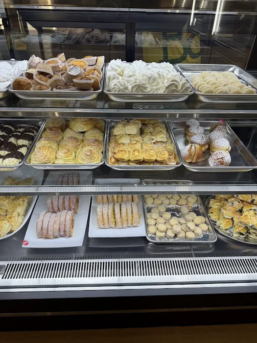 Brazilian Bakery Cafe Too Picture 7