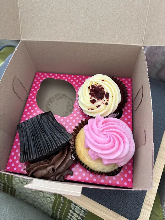 Smallcakes Cupcakery Smyrna Picture 2