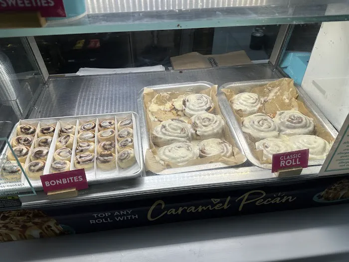 Cinnabon Picture 9