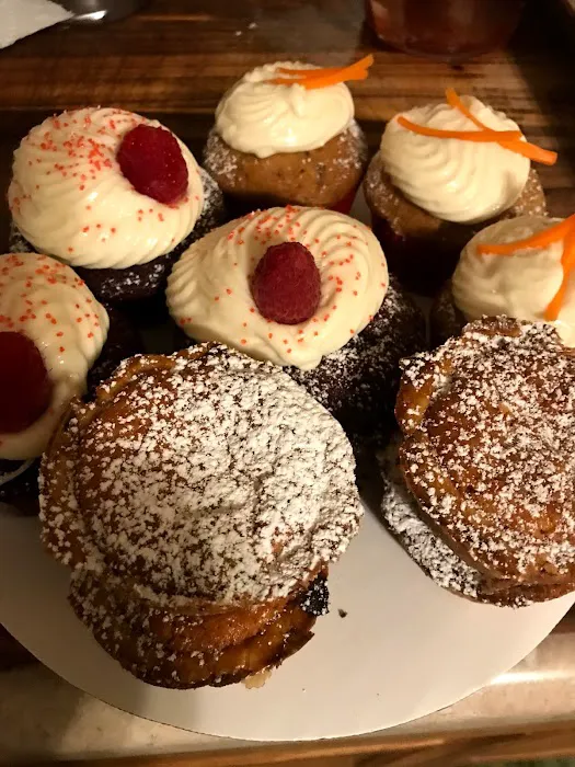 Jahis Sweet Treats Picture 7