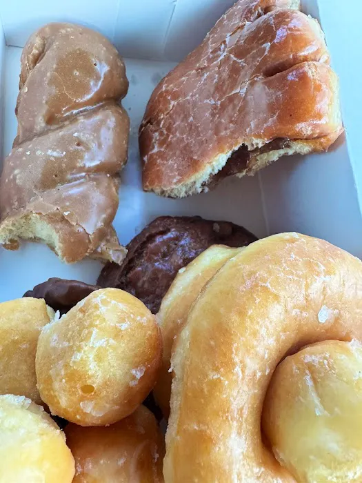 Carroll 168 Donuts Picture 2