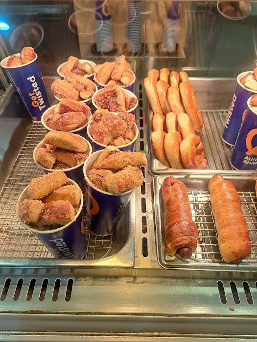 Auntie Anne's Picture 10