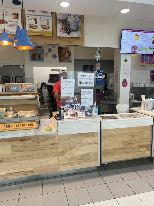 Auntie Anne's Picture 5