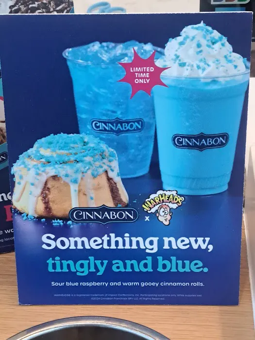 Cinnabon Picture 5