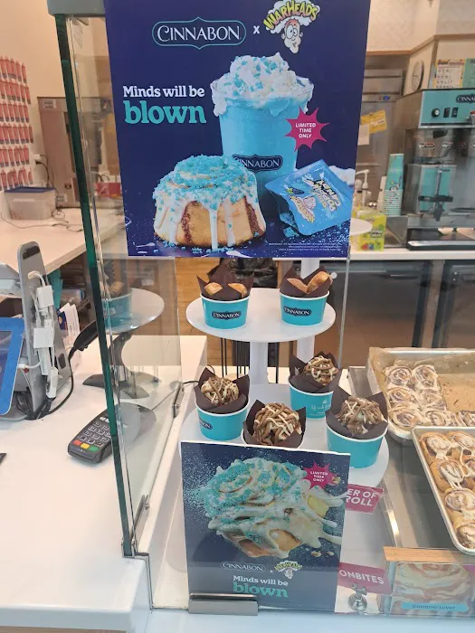 Cinnabon Picture 8