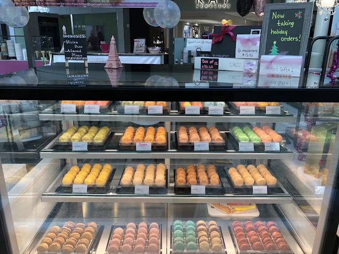 Le Macaron French Pastries - North Point Picture 3