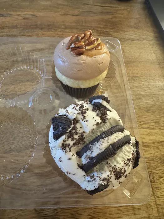 CamiCakes Cupcakes - Sandy Springs Parkside Shops Picture 1