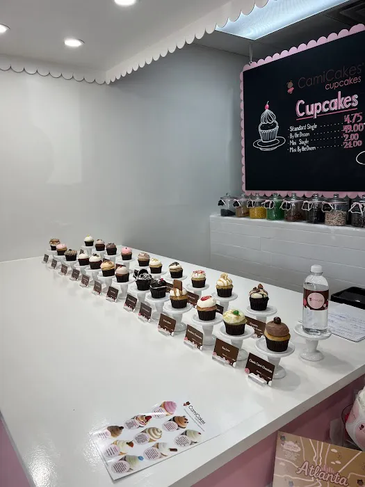 CamiCakes Cupcakes - Sandy Springs Parkside Shops Picture 6