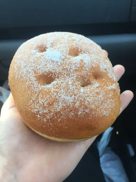 La Suriana Bakery Picture 4
