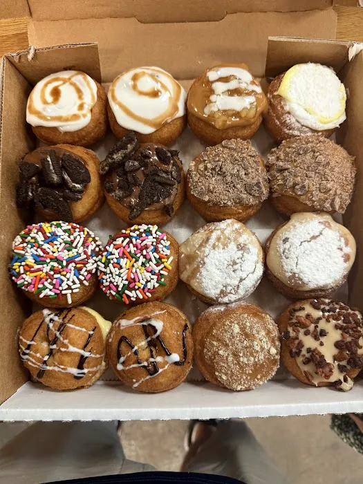 Da Vinci's Donuts Picture 2