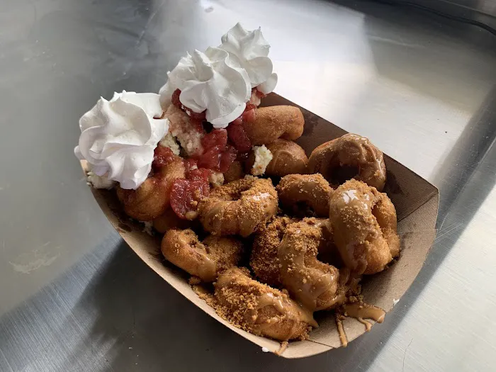 Moni's Donuts Picture 4