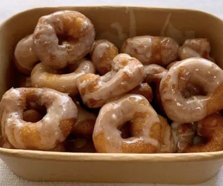 Moni's Donuts