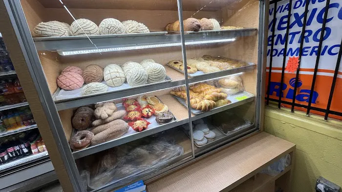Moni’s Bakery Picture 1
