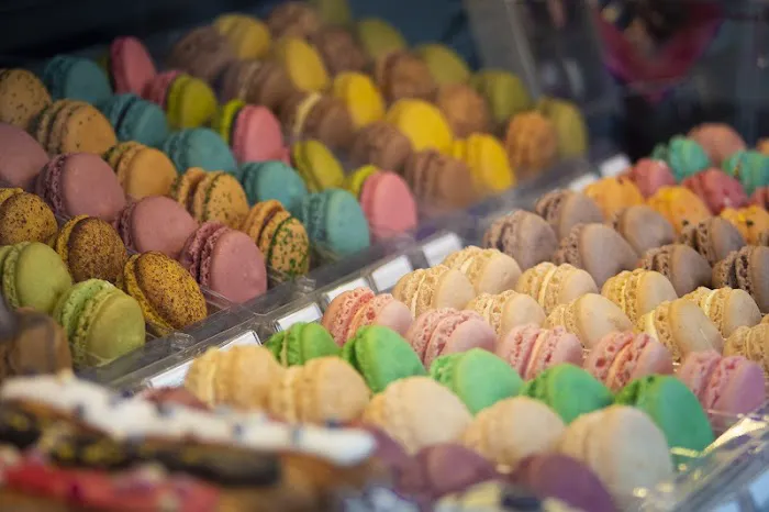 Le Macaron French Pastries - Avalon Picture 8