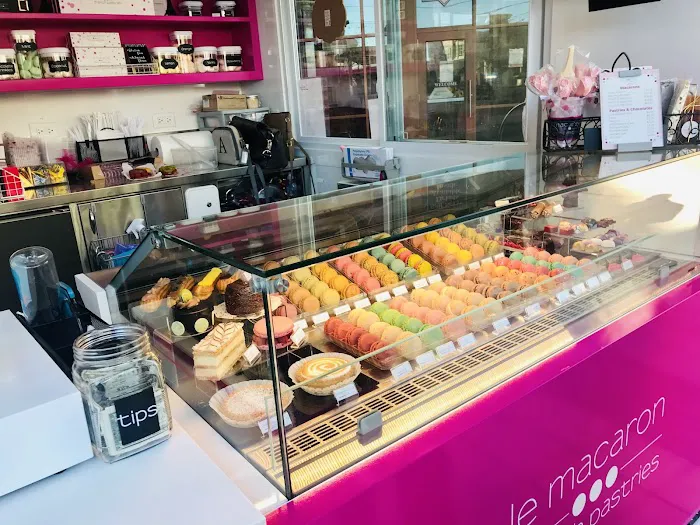Le Macaron French Pastries - Avalon Picture 9