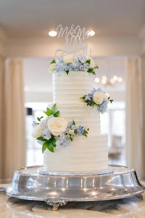 Peachtree Cake Company Picture 2