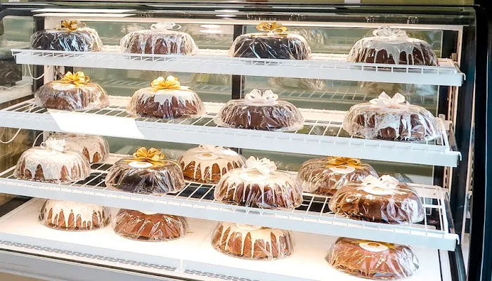 Auntie Kim's Pound Cakes Picture 8