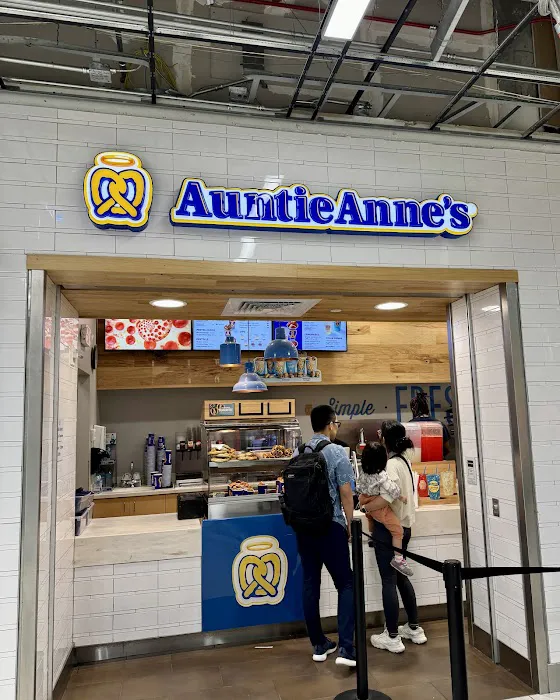 Auntie Anne's Picture 6