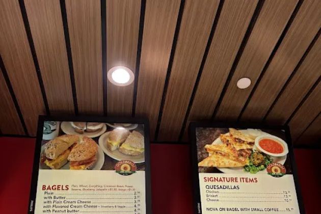 Goldberg’s Bagel Company & Deli