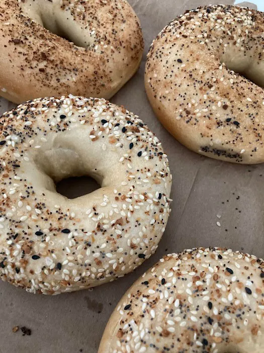 Manhattan NY Deli & Bagels Picture 6