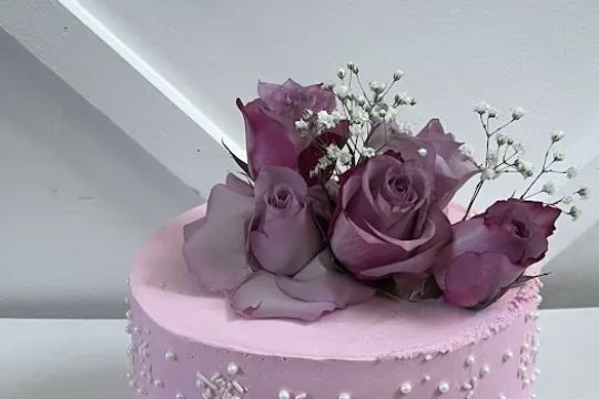 Layers and Crumbs Cake Design