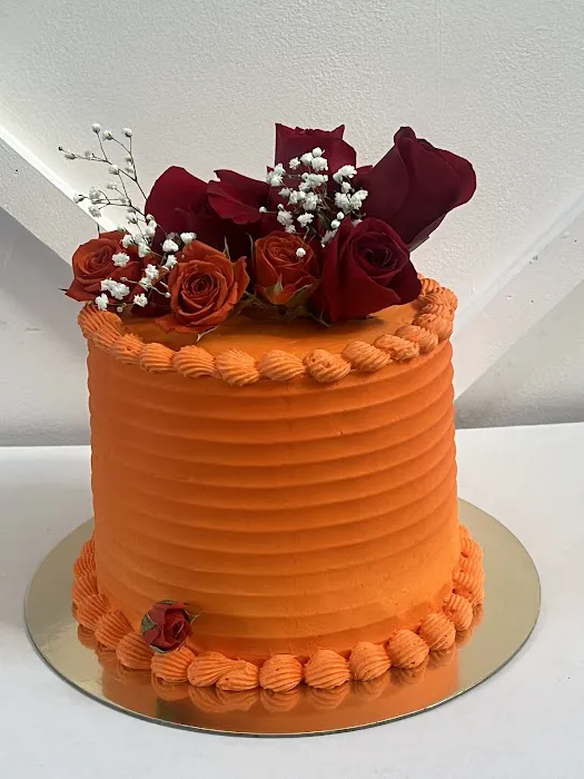 Layers and Crumbs Cake Design Picture 8