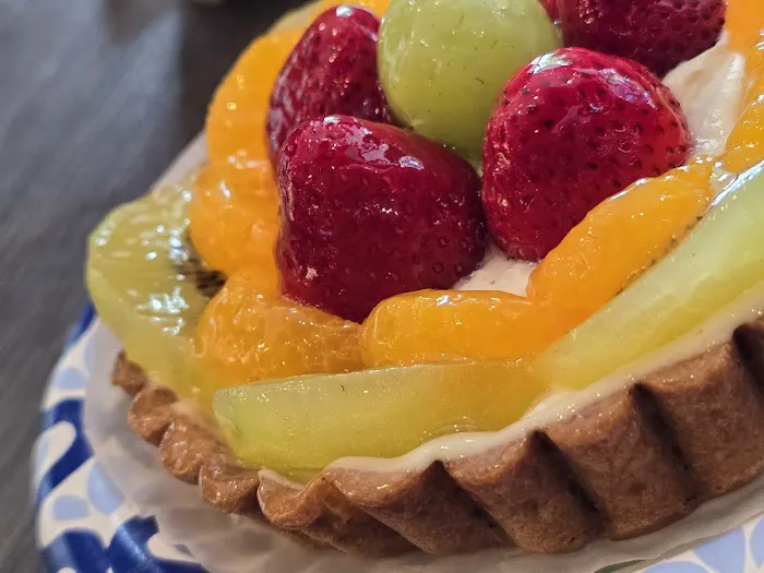 Sweet Hut Bakery & Cafe Picture 7
