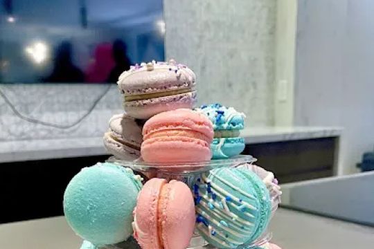 Flippin' Sweets 'n Treats