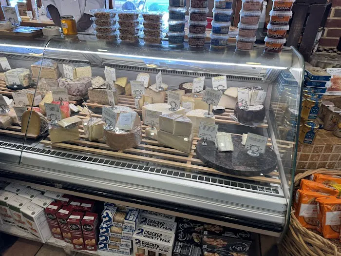 Alon's Bakery & Market Picture 1
