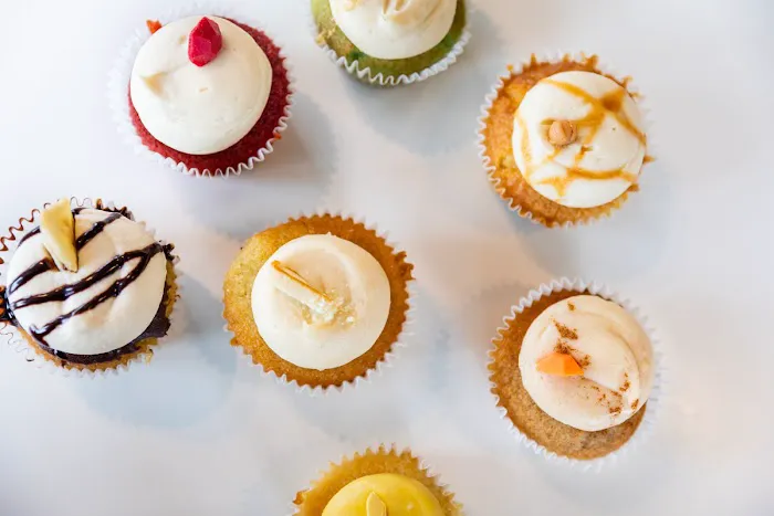 Endulge Cupcake Boutique Picture 3