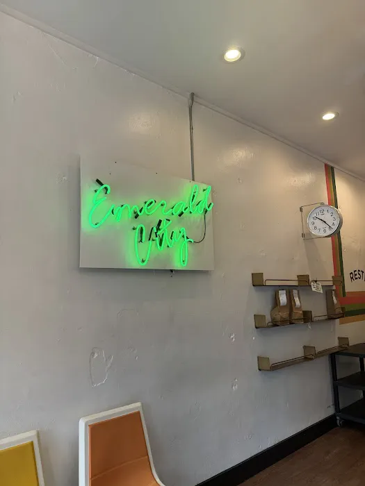 Emerald City Bagels Picture 4