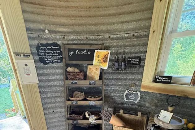 Little Silo Flower Farm & Farmstand
