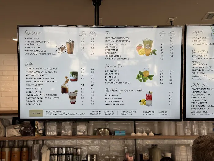 Hansel and Gretel Bakery Cafe Picture 3