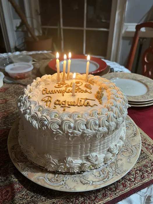 La Sultana Bakery Picture 2