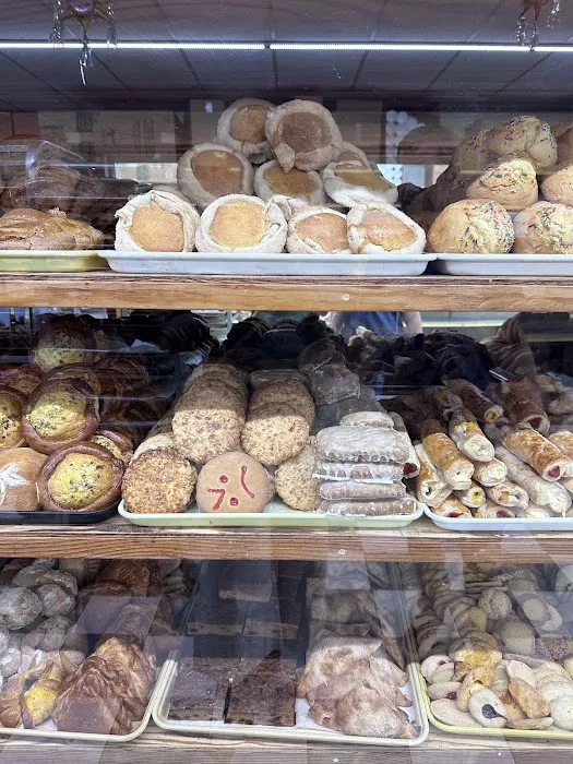 La Sultana Bakery Picture 4
