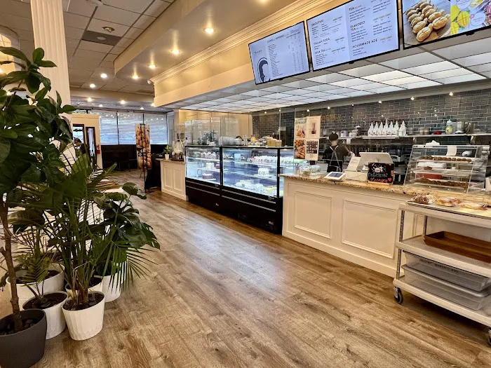 Mozart Bakery Picture 7