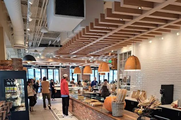 Alon’s Bakery & Market