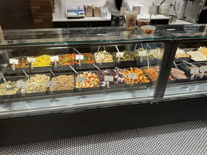 Alon’s Bakery & Market Picture 5