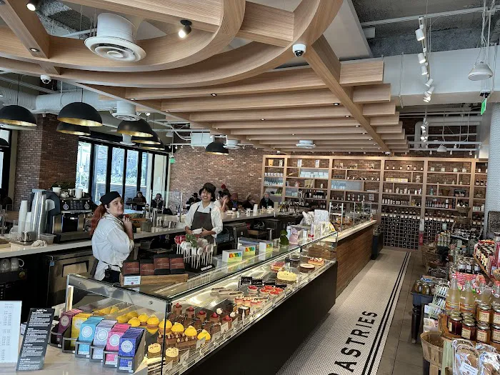 Alon’s Bakery & Market Picture 8