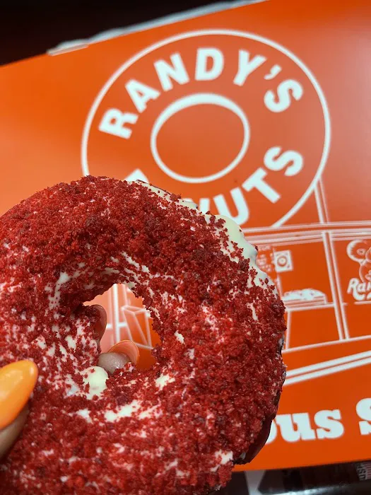 Randy’s Donuts Picture 3