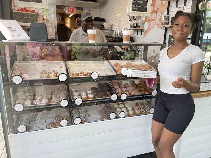 DaVinci's Donuts Picture 3