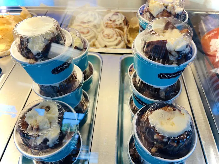 Cinnabon at Schlotzsky's Picture 2