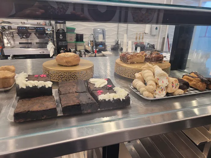 Heirloom Donuts Picture 6