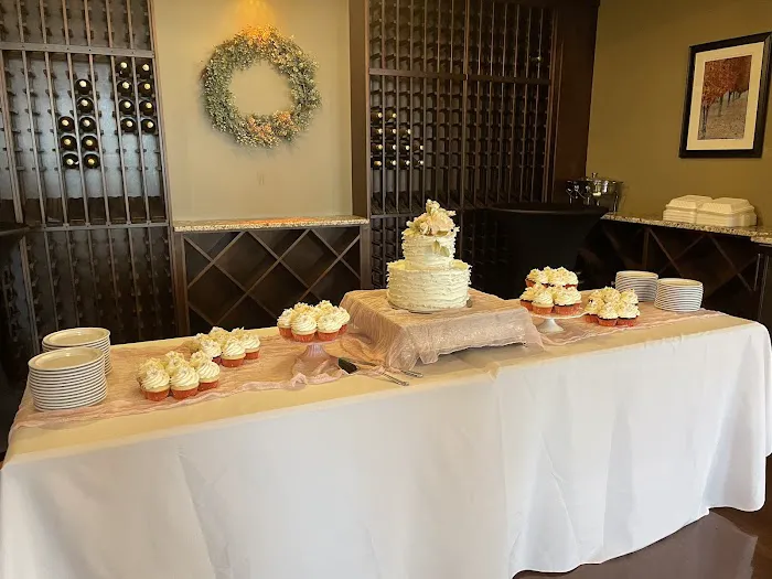 Elaine Drouin Cakes Picture 3