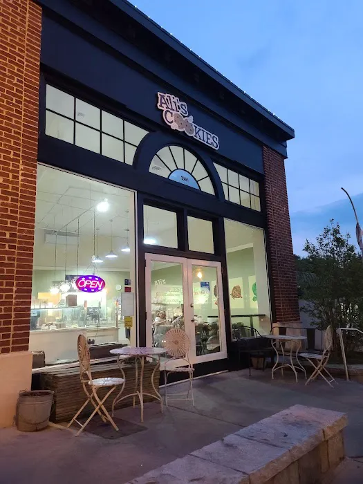 Ali's Cookies - Emory Picture 2