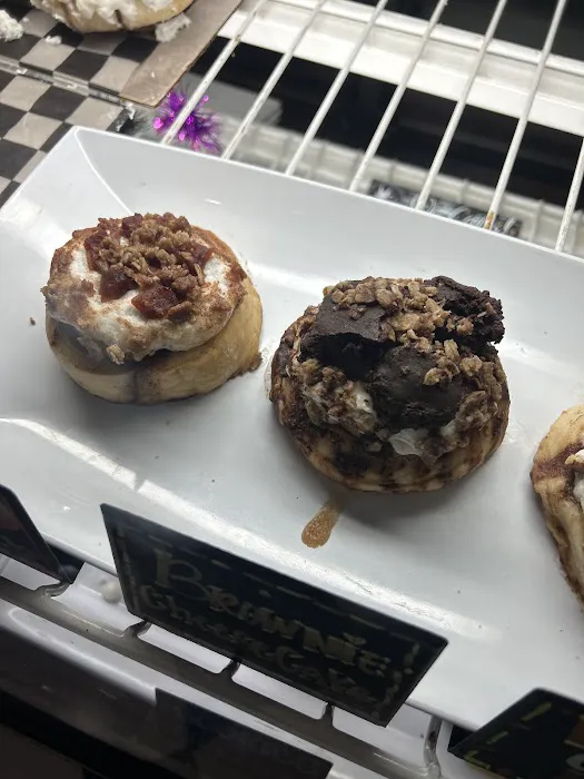 Cinnaholic Picture 10