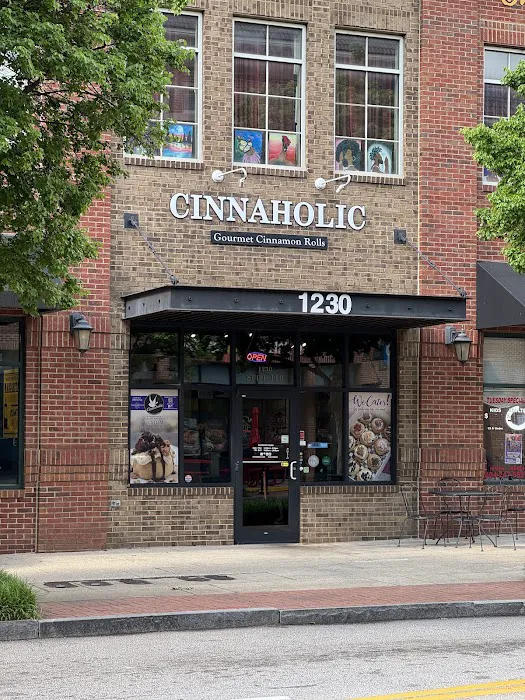 Cinnaholic Picture 5