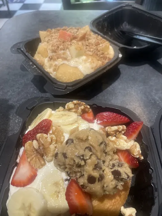 Cinnaholic Picture 7
