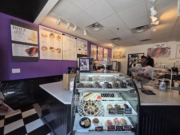 Cinnaholic Picture 8